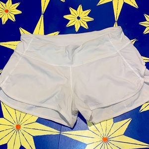 Lululemon White Speed Up 2.5” Short